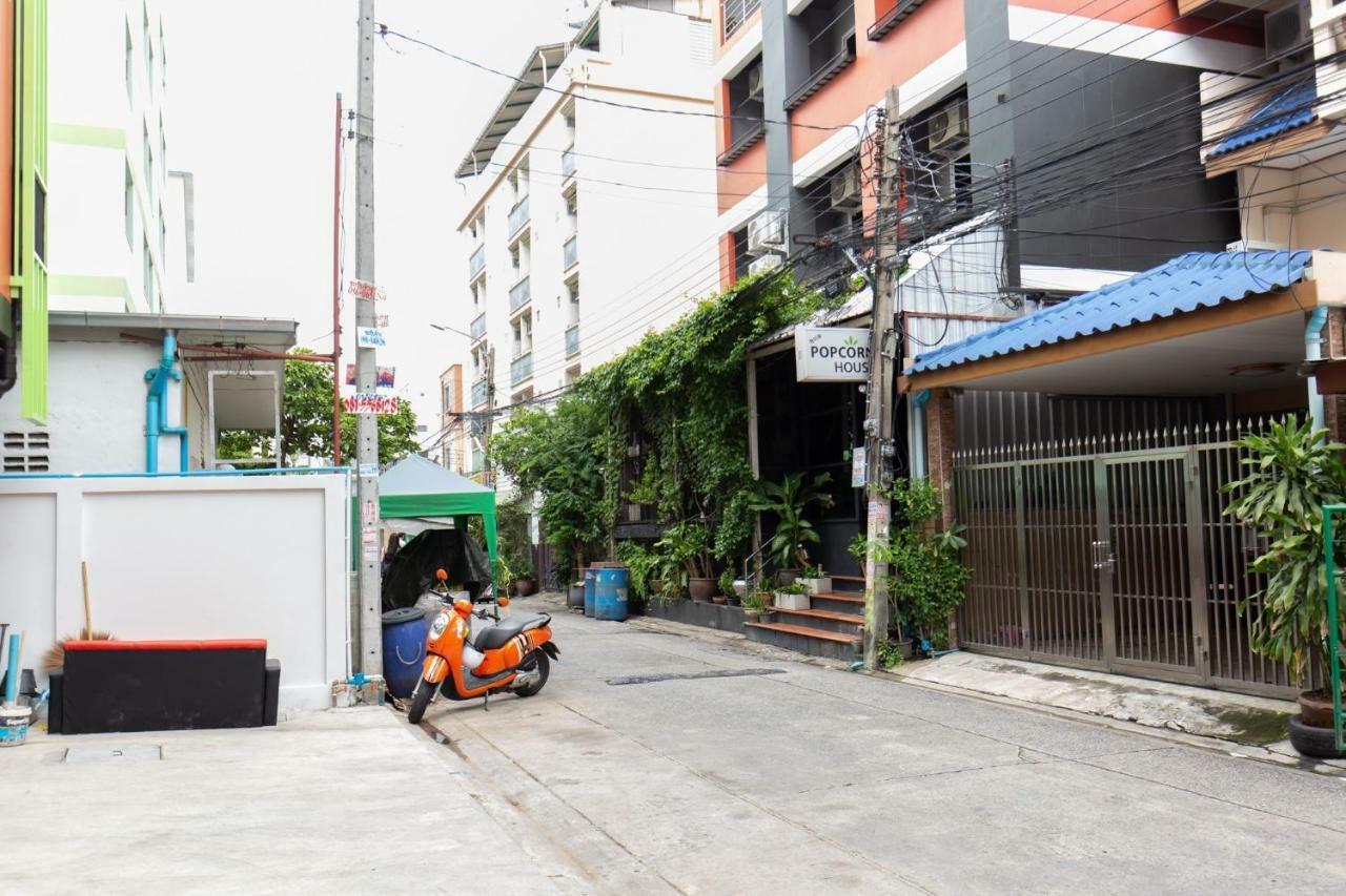 Mango 10 House Hotel Bangkok Exterior foto