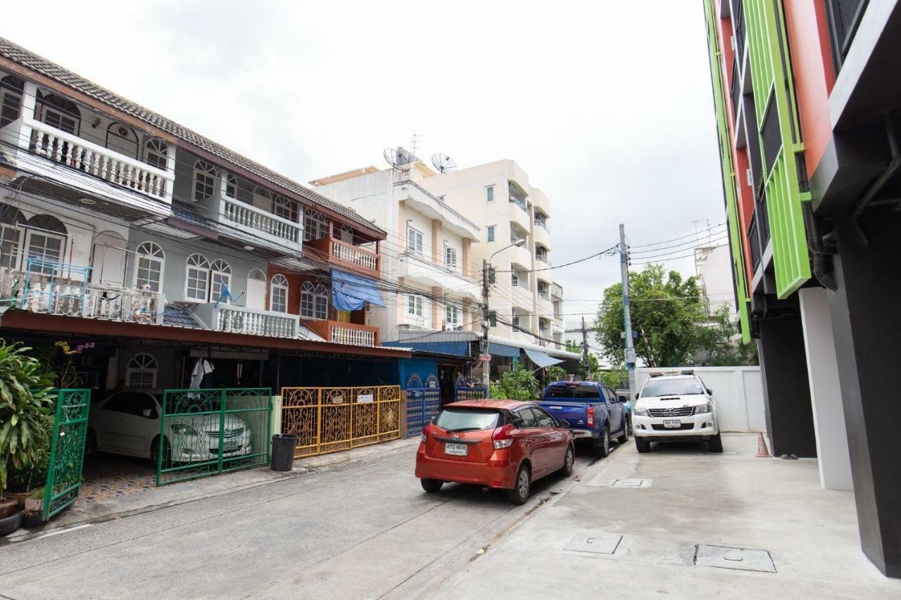 Mango 10 House Hotel Bangkok Exterior foto
